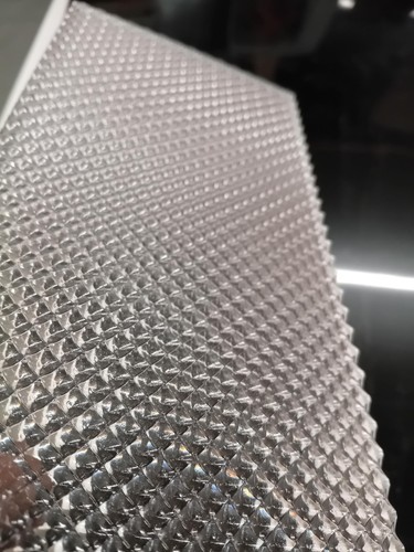 Prizmatic clear light - prizmatic, diffuse